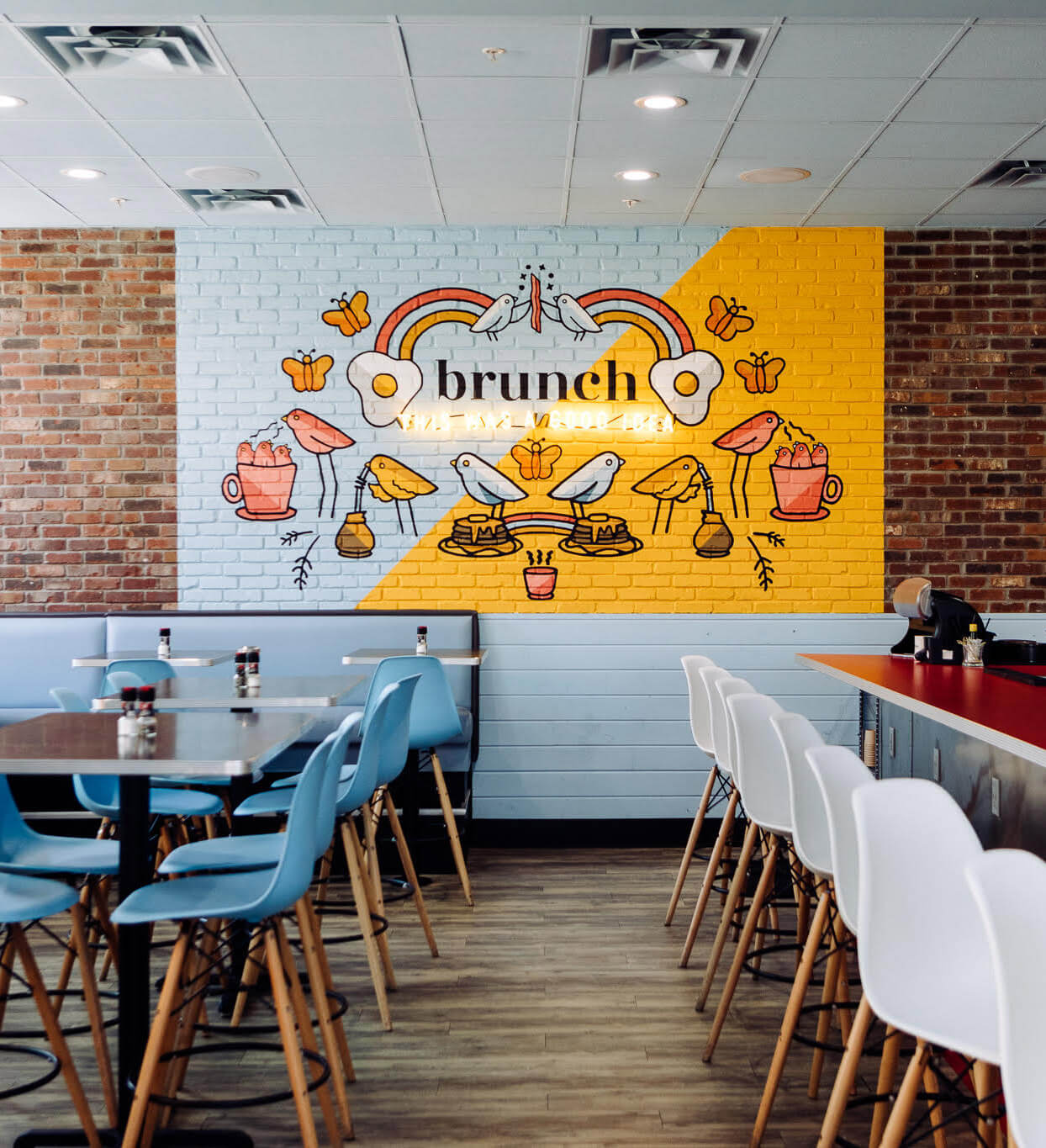 interior of the Shadow Lake Towne Center location